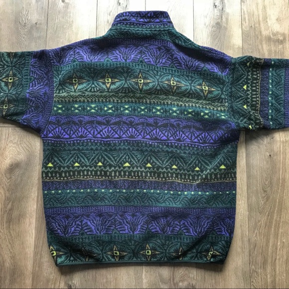 **SOLD** Vintage Patagonia Fall 1997 Snap-T - Picture 5 of 7